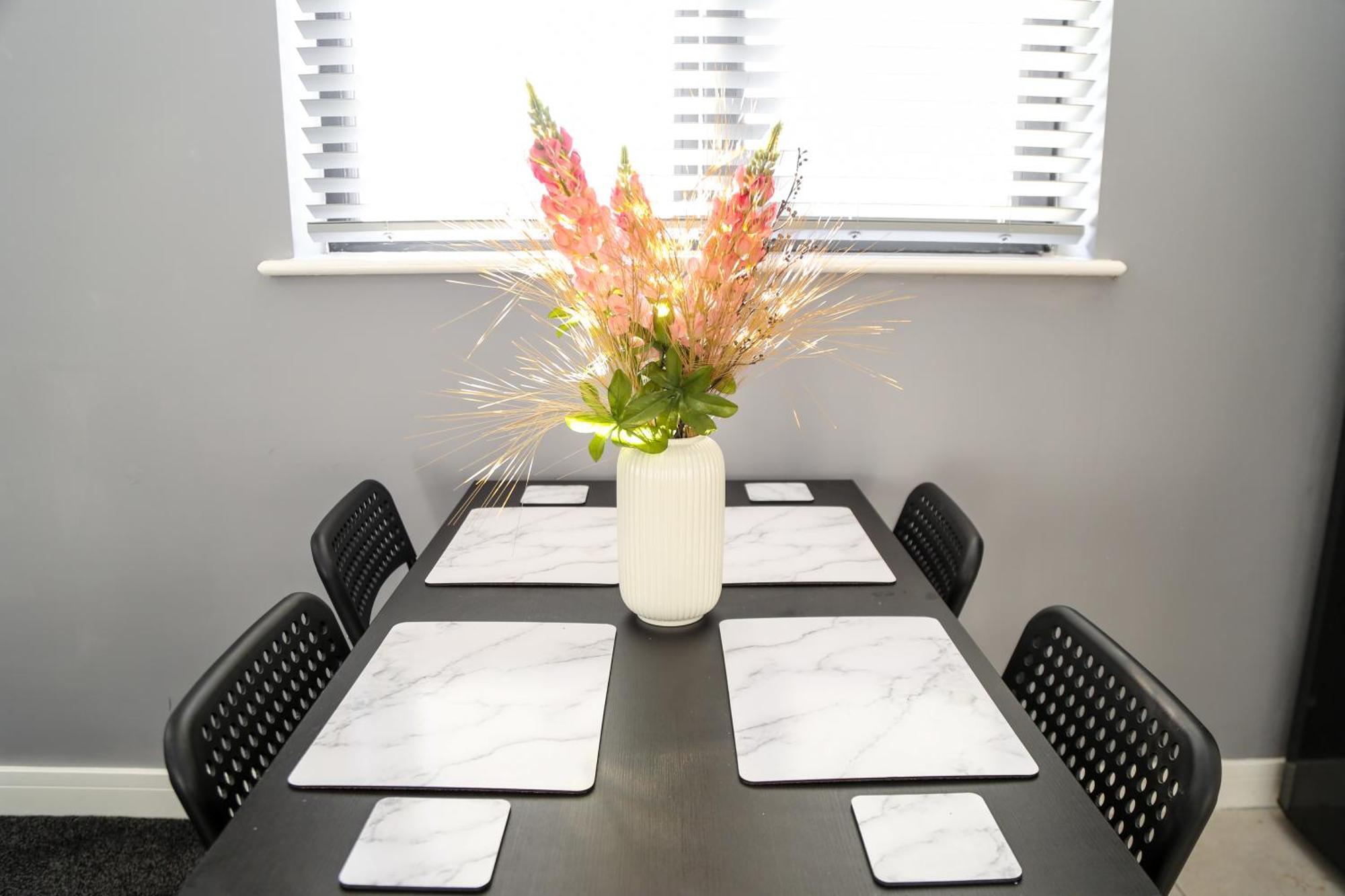 Apartment Luxurious & Lavish Salford Quays Free Parking